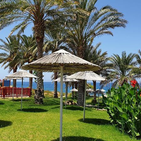 St. George Gardens & Suites Хлоракас Экстерьер фото